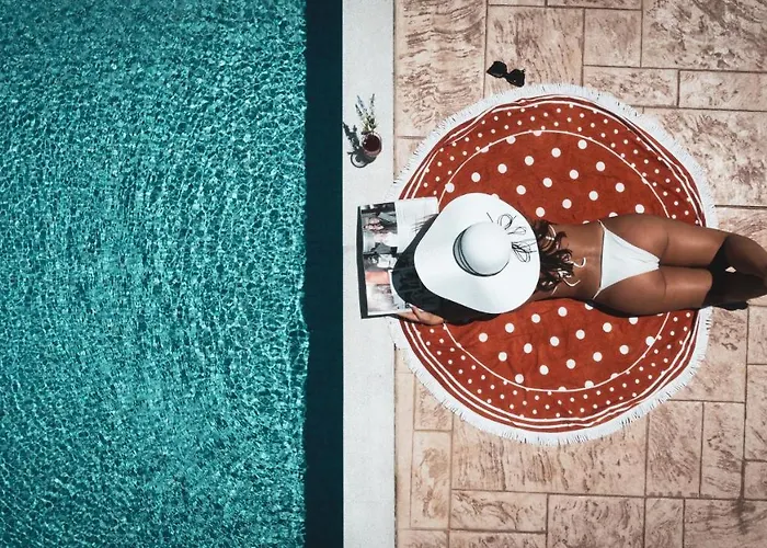 فيلة Sophie - Sunny Retreat! *