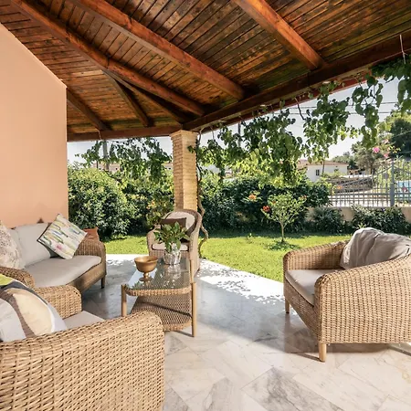 Vila Sophie - Sunny Retreat!